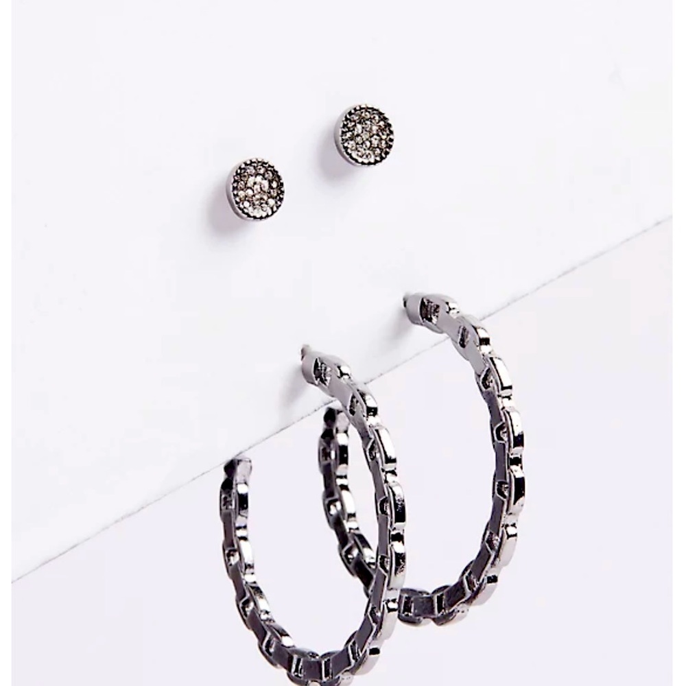💜3/$30 Torrid Double Piercing Black Hematite set of stud and Chain Hoop